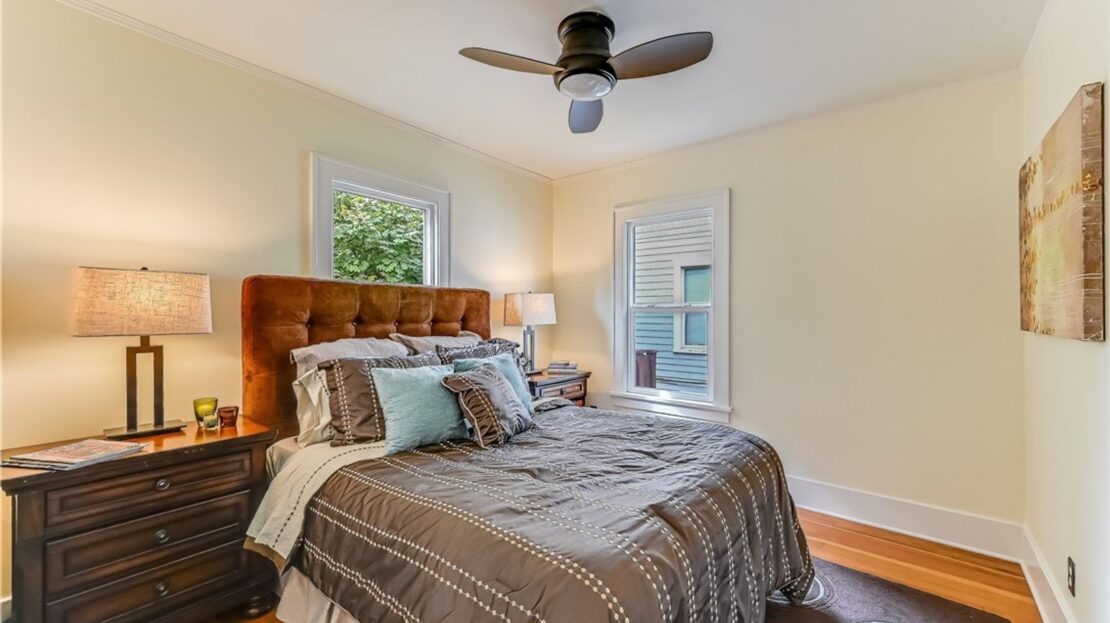 821 NE 60th Street - Seattle - Washington - 3 bed, 2 bath rental property