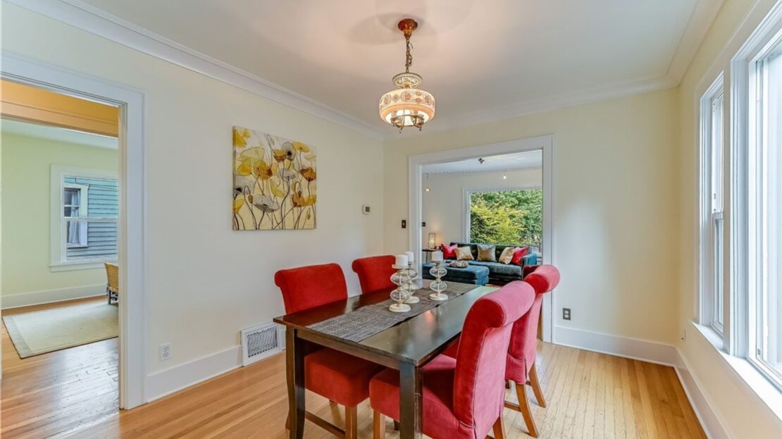 821 NE 60th Street - Seattle - Washington - 3 bed, 2 bath rental property