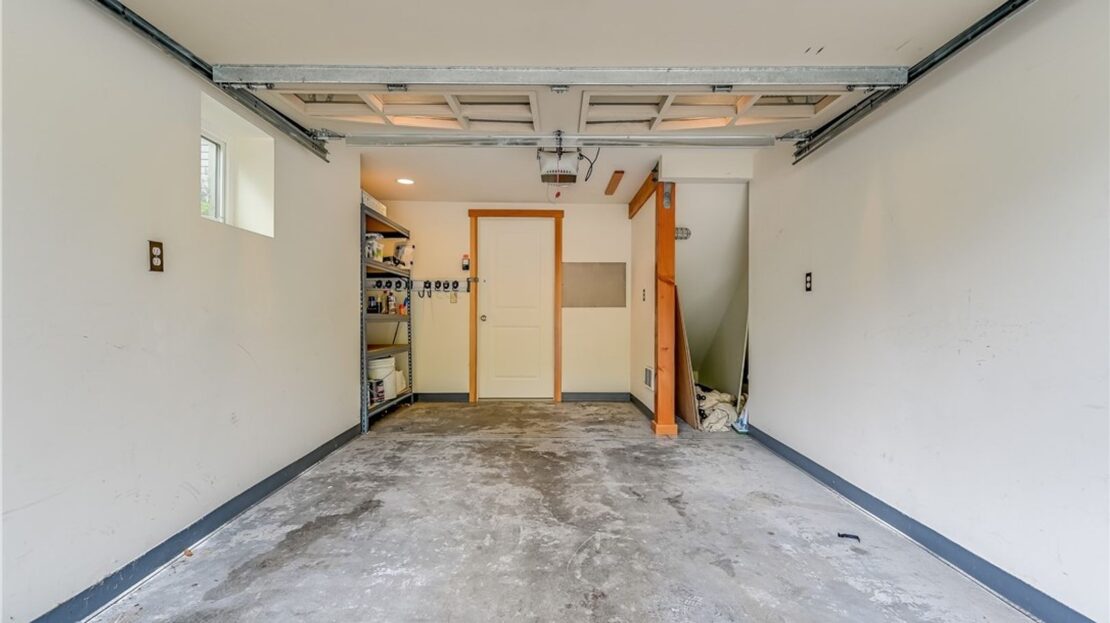 821 NE 60th Street - Seattle - Washington - 3 bed, 2 bath rental property