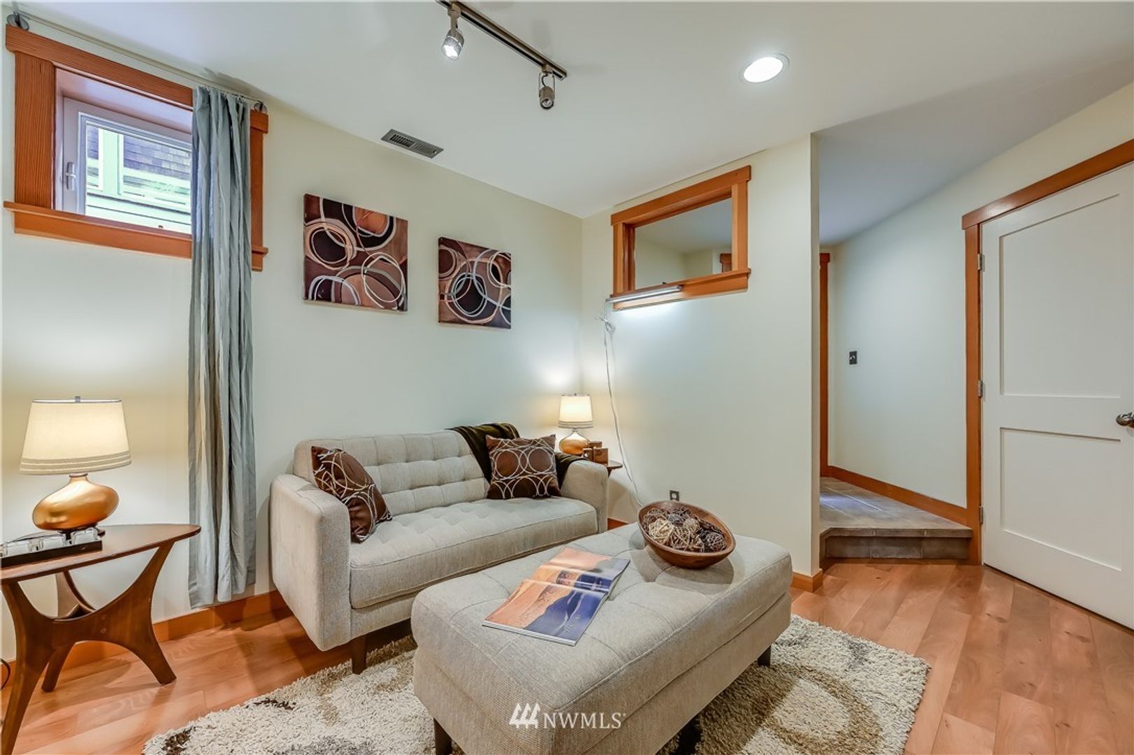 821 NE 60th Street - Seattle - Washington - 3 bed, 2 bath rental property