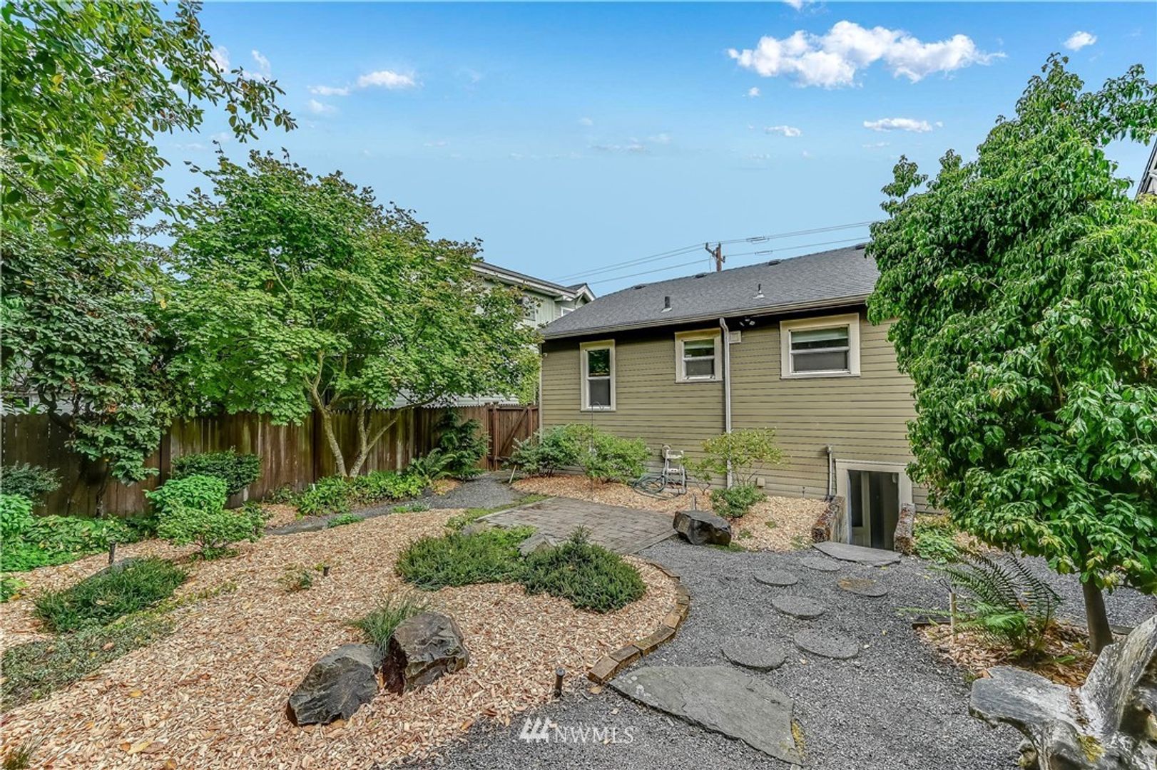 821 NE 60th Street - Seattle - Washington - 3 bed, 2 bath rental property