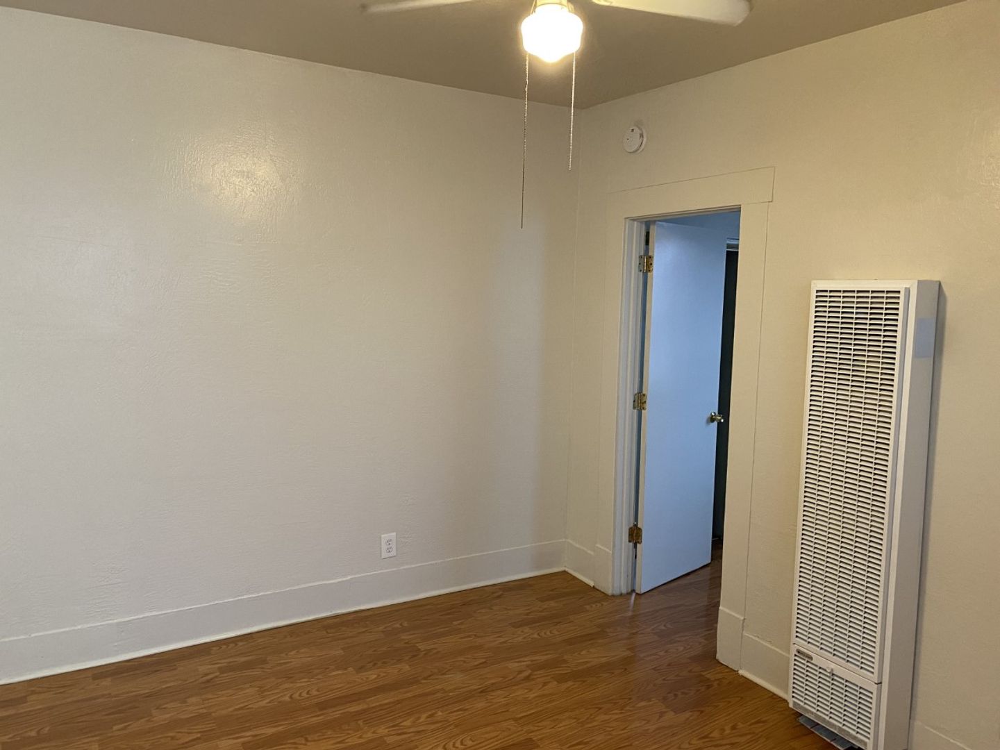 827 Pennsylvania Street Unit B - Vallejo - California - 1 bed, 1 bath rental property