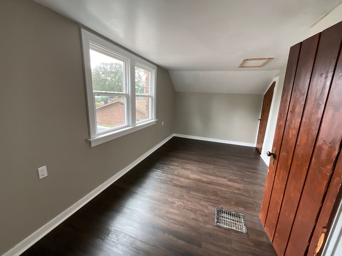 8312 Spruce St - Lakewood - Washington - 2 bed, 1 bath rental property
