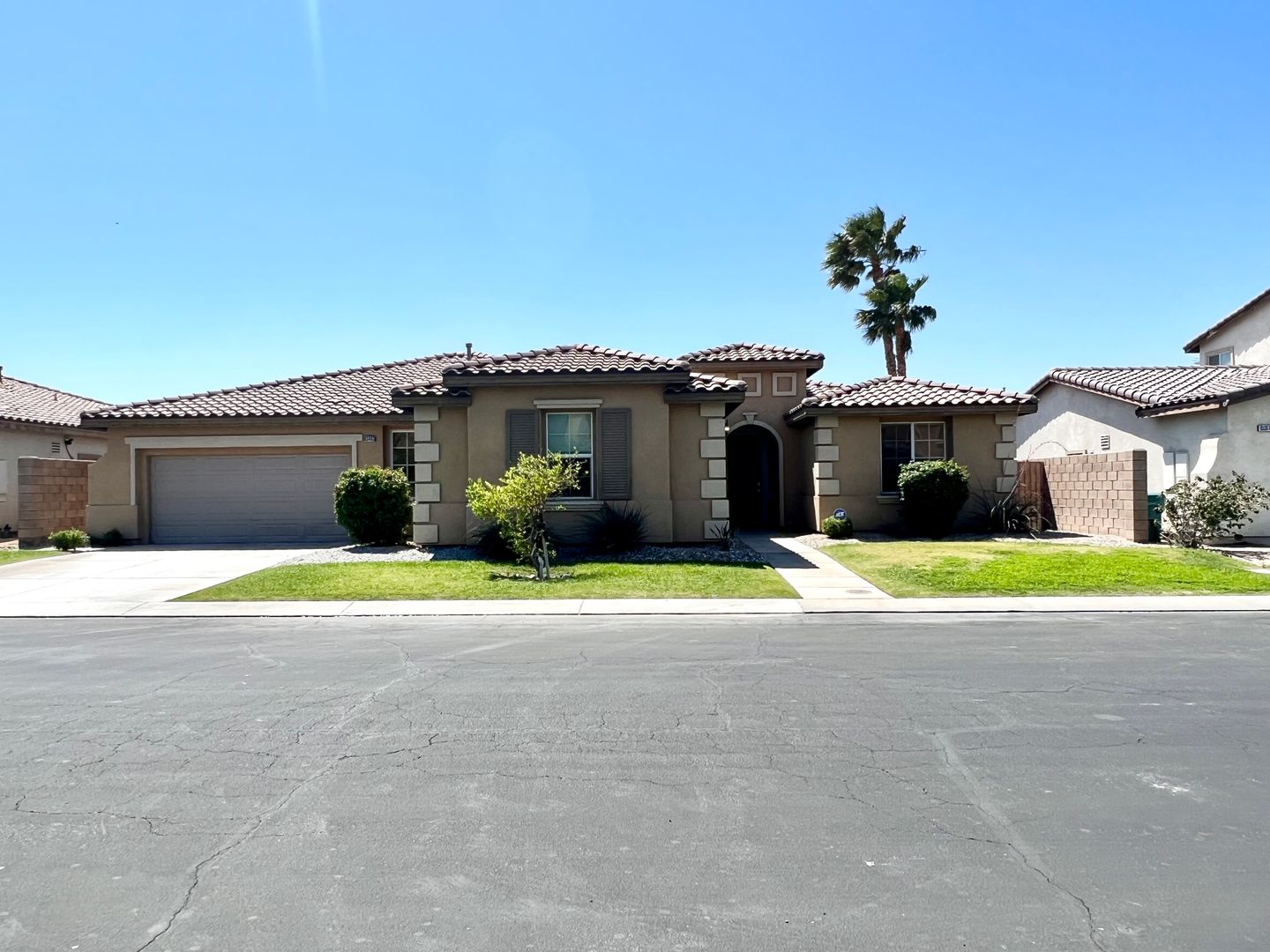 83403 Lightning Rd - Indio - California - 5 bed, 4 bath rental property
