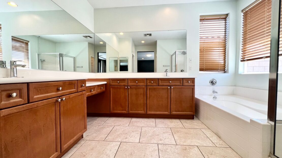 83403 Lightning Rd - Indio - California - 5 bed, 4 bath rental property