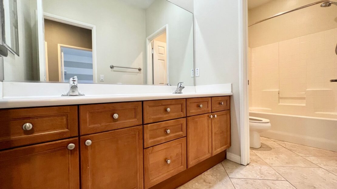 83403 Lightning Rd - Indio - California - 5 bed, 4 bath rental property