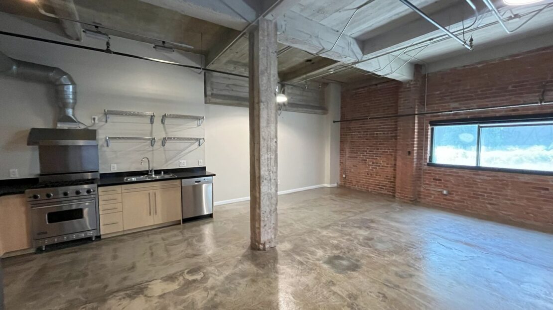 835 Locust Avenue Unit 109 - Long Beach - California - 1 bed, 1 bath rental property