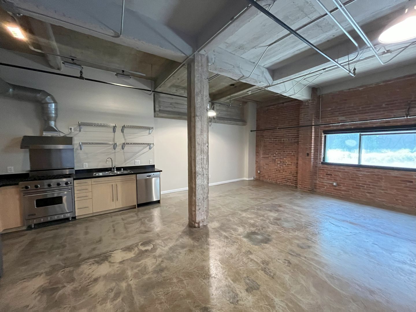 835 Locust Avenue Unit 109 - Long Beach - California - 1 bed, 1 bath rental property