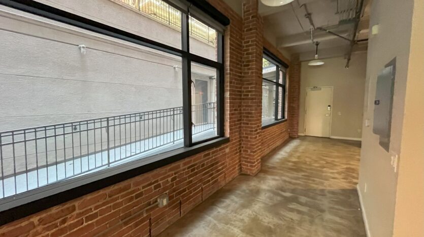 835 Locust Avenue Unit 109 - Long Beach - California - 1 bed, 1 bath rental property