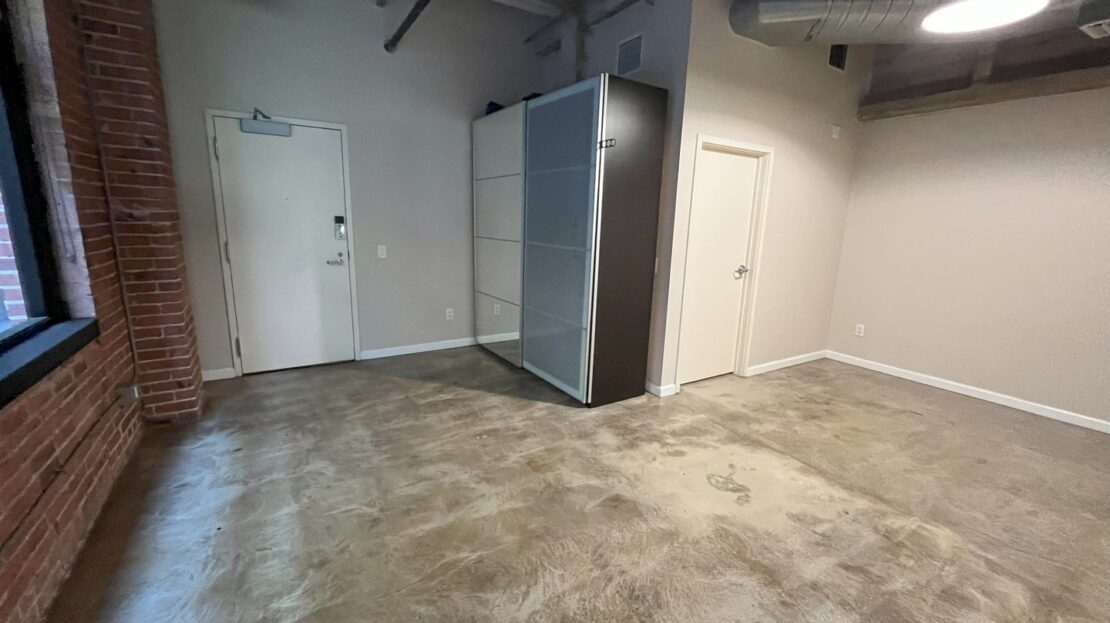 835 Locust Avenue Unit 109 - Long Beach - California - 1 bed, 1 bath rental property