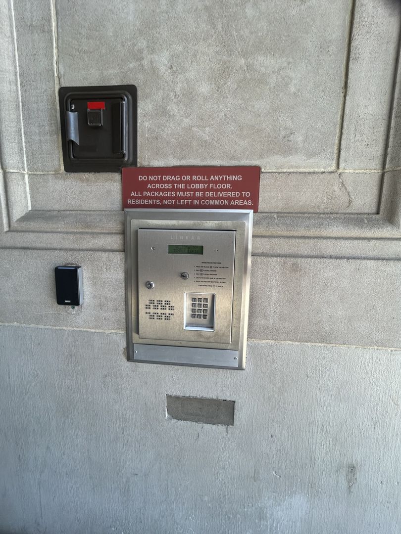 835 Locust Avenue Unit 109 - Long Beach - California - 1 bed, 1 bath rental property