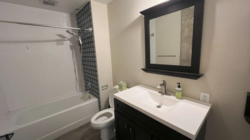 835 Locust Avenue Unit 109 - Long Beach - California - 1 bed, 1 bath rental property