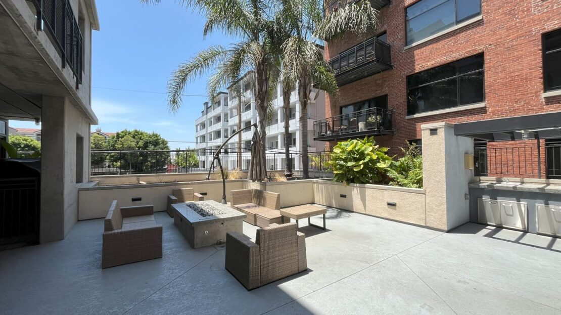 835 Locust Avenue Unit 109 - Long Beach - California - 1 bed, 1 bath rental property
