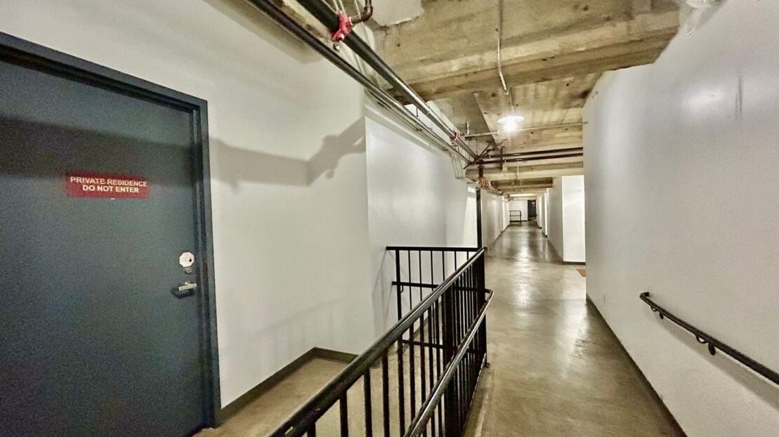 835 Locust Avenue Unit 109 - Long Beach - California - 1 bed, 1 bath rental property