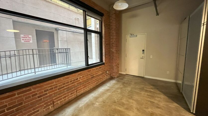 835 Locust Avenue Unit 109 - Long Beach - California - 1 bed, 1 bath rental property