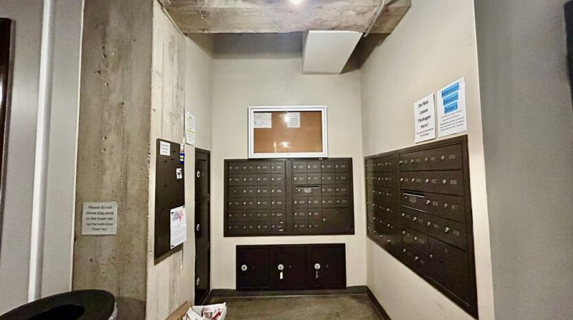 835 Locust Avenue Unit 109 - Long Beach - California - 1 bed, 1 bath rental property