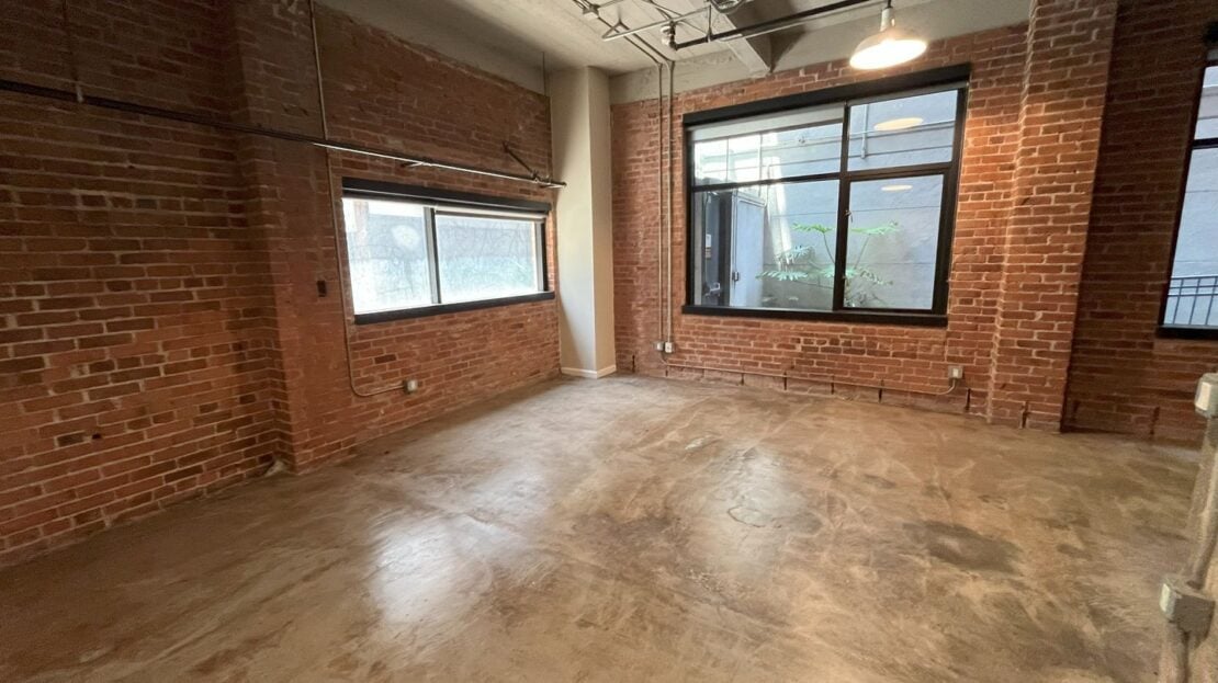 835 Locust Avenue Unit 109 - Long Beach - California - 1 bed, 1 bath rental property