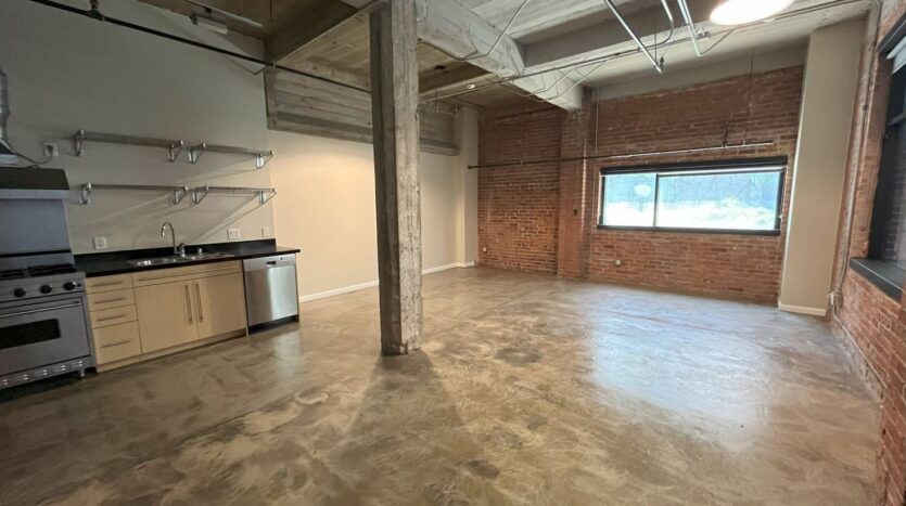 835 Locust Avenue Unit 109 - Long Beach - California - 1 bed, 1 bath rental property