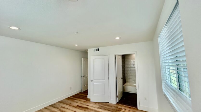 8418 S Main Street  - Los Angeles - California - 3 bed, 3 bath rental property