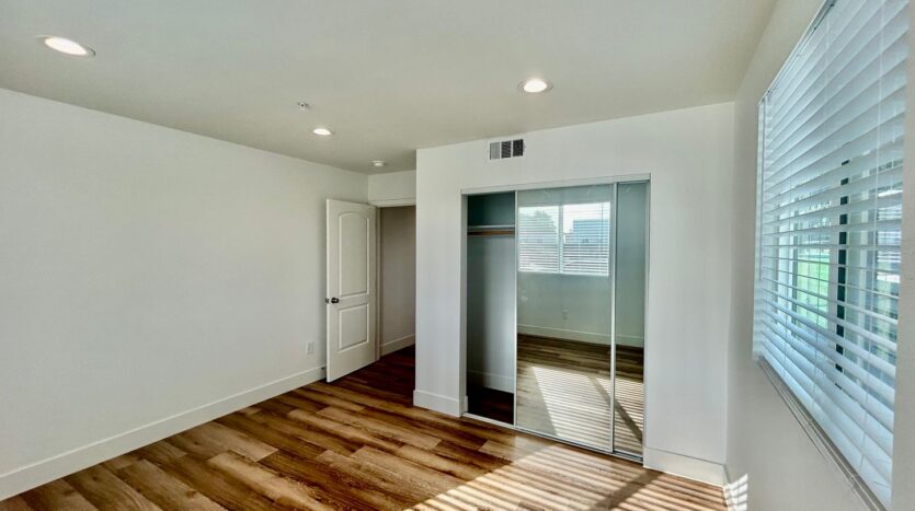 8418 S Main Street  - Los Angeles - California - 3 bed, 3 bath rental property