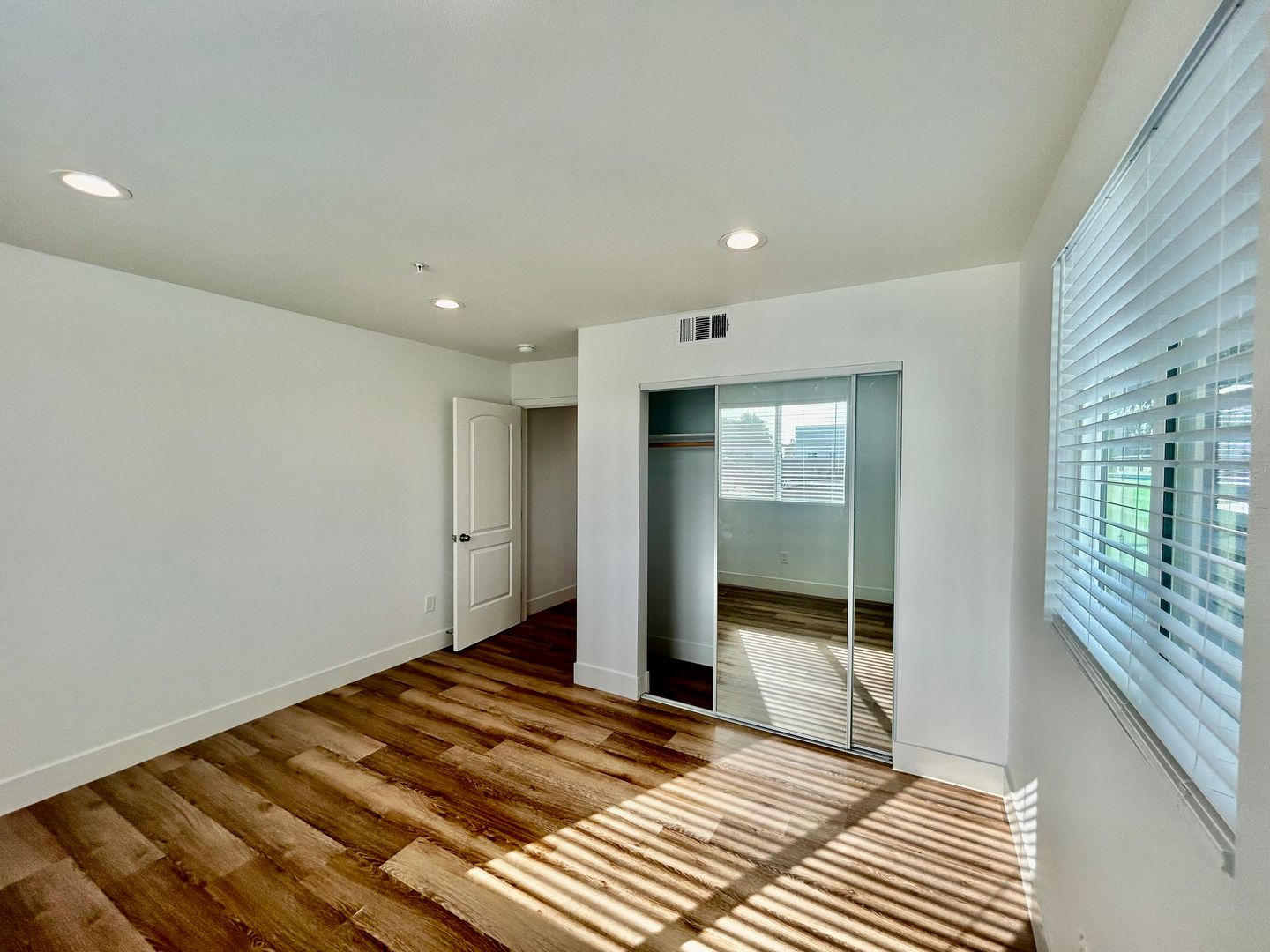 8418 S Main Street  - Los Angeles - California - 3 bed, 3 bath rental property