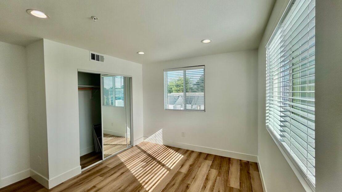 8418 S Main Street  - Los Angeles - California - 3 bed, 3 bath rental property