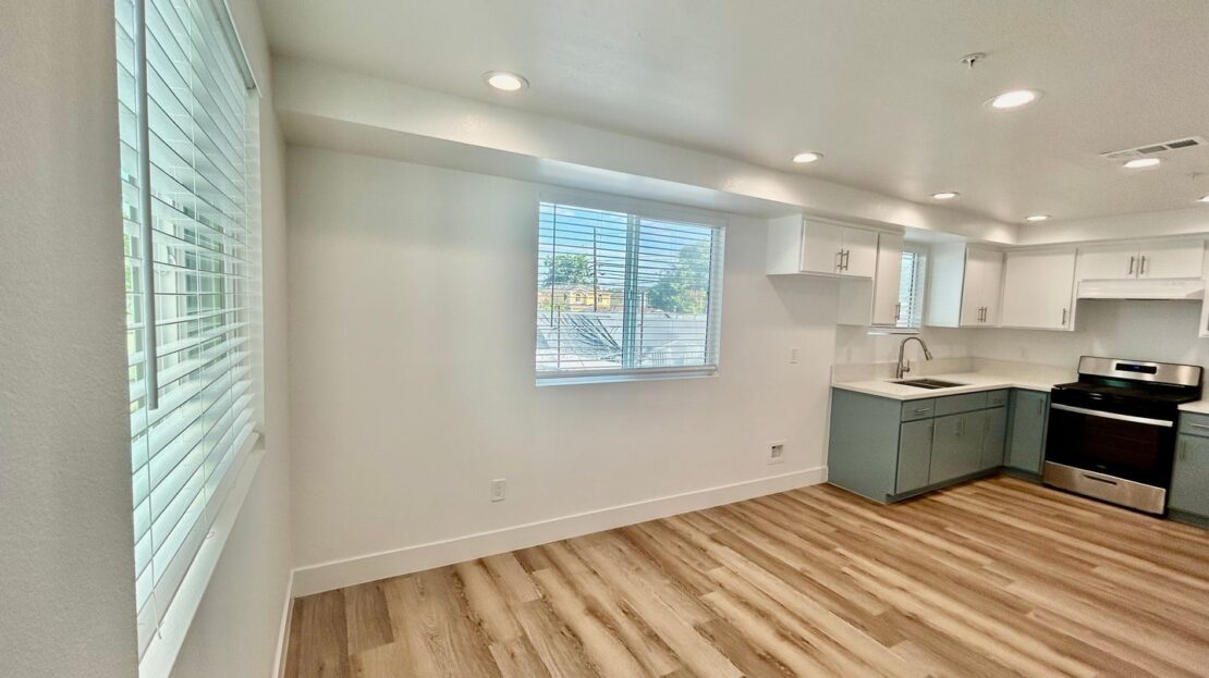 8418 S Main Street  - Los Angeles - California - 3 bed, 3 bath rental property