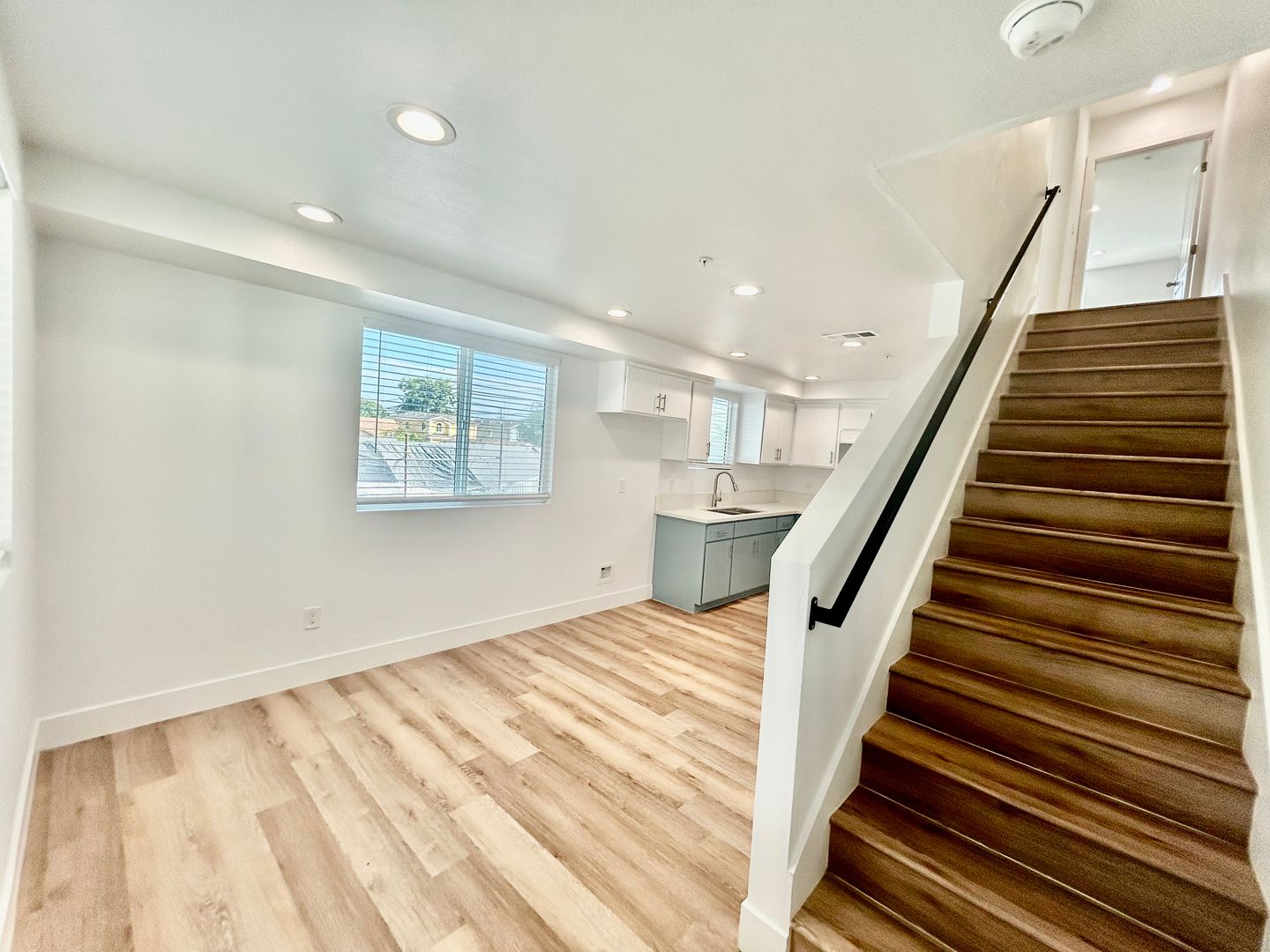 8418 S Main Street  - Los Angeles - California - 3 bed, 3 bath rental property