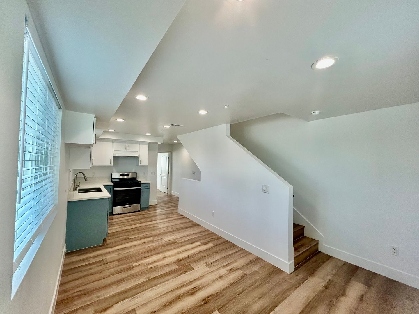 8418 S Main Street  - Los Angeles - California - 3 bed, 3 bath rental property