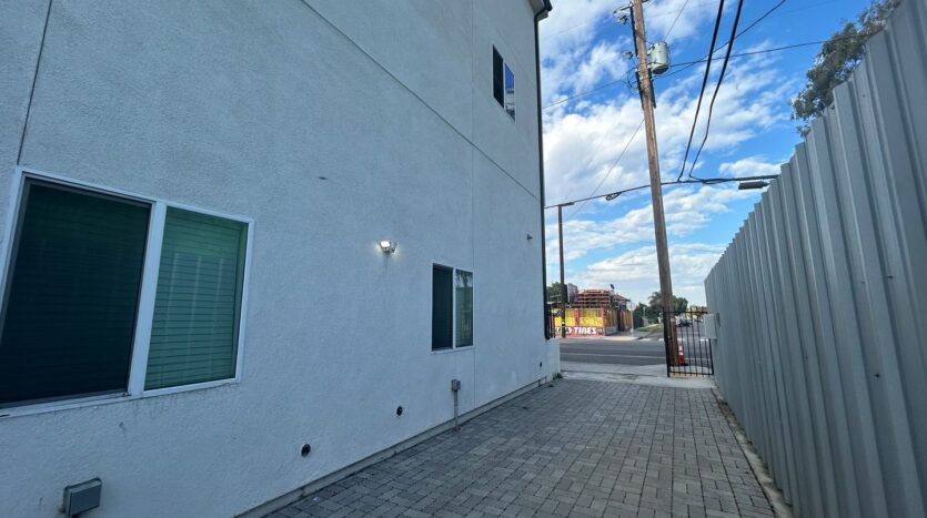 8418 S Main Street  - Los Angeles - California - 3 bed, 3 bath rental property
