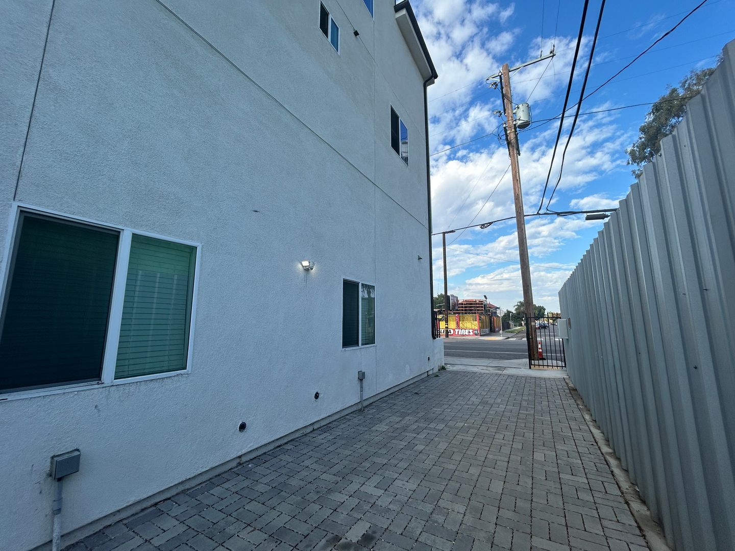 8418 S Main Street  - Los Angeles - California - 3 bed, 3 bath rental property