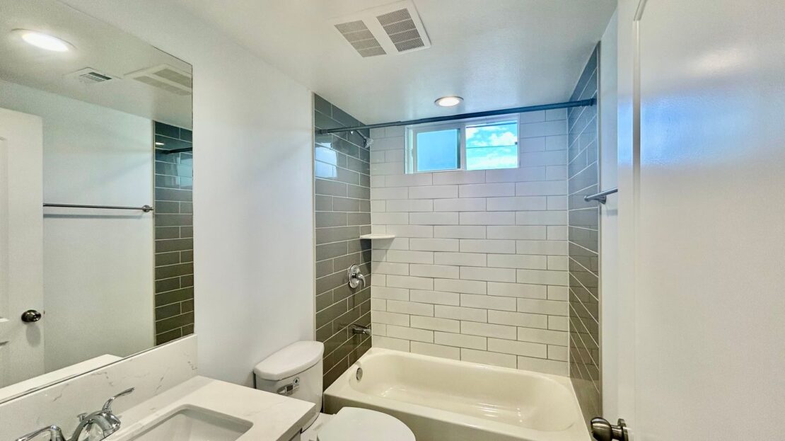 8418 S Main Street  - Los Angeles - California - 3 bed, 3 bath rental property
