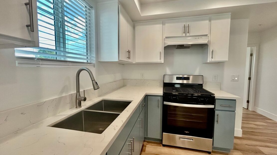 8418 S Main Street  - Los Angeles - California - 3 bed, 3 bath rental property