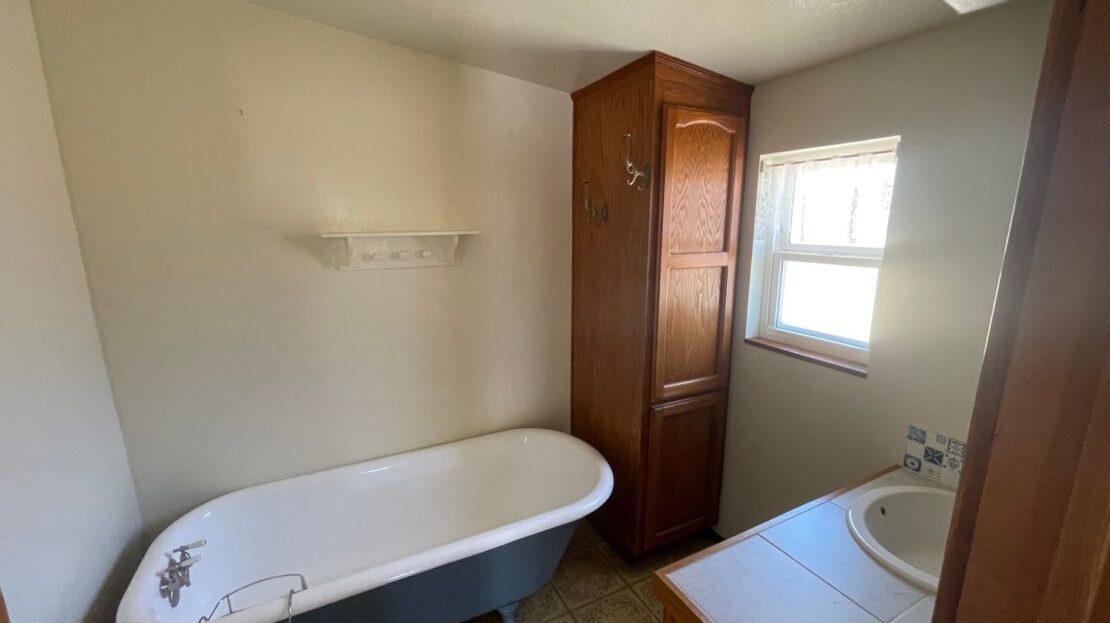 8464 Owens Way - Valley Springs - California - 2 bed, 2 bath rental property