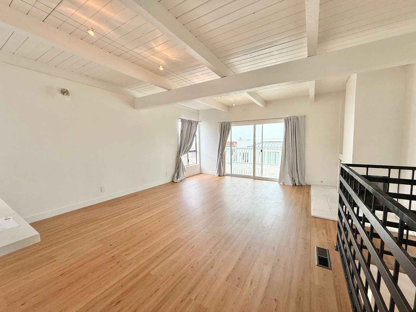 851 Acapulco St  - Laguna Beach - California - 3 bed, 2 bath rental property