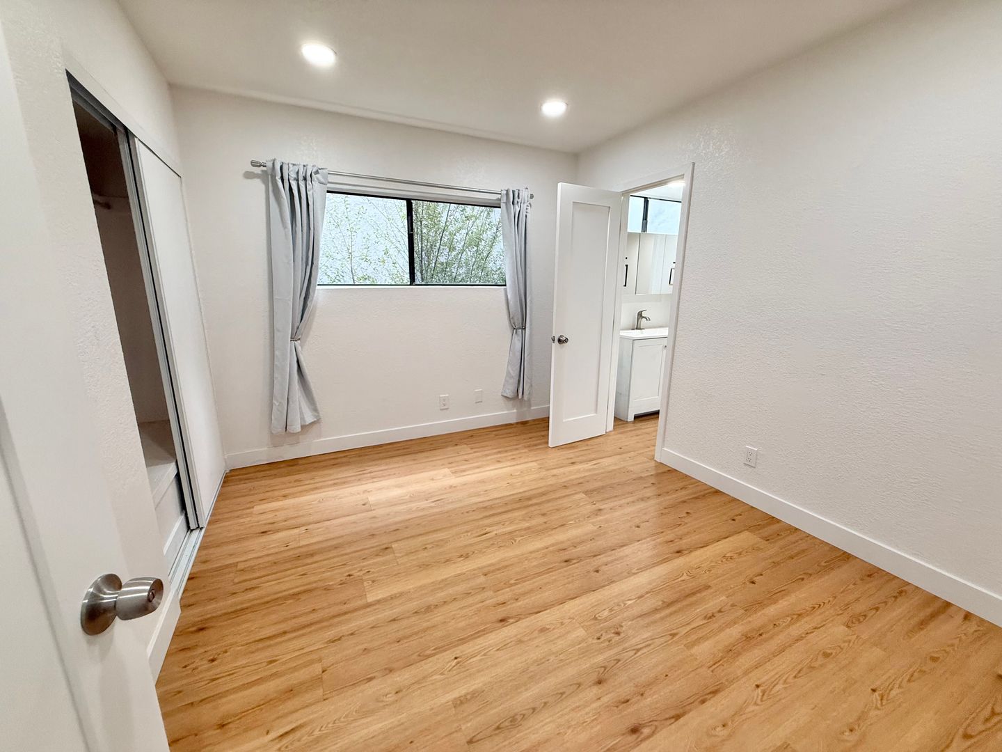 851 Acapulco St  - Laguna Beach - California - 3 bed, 2 bath rental property