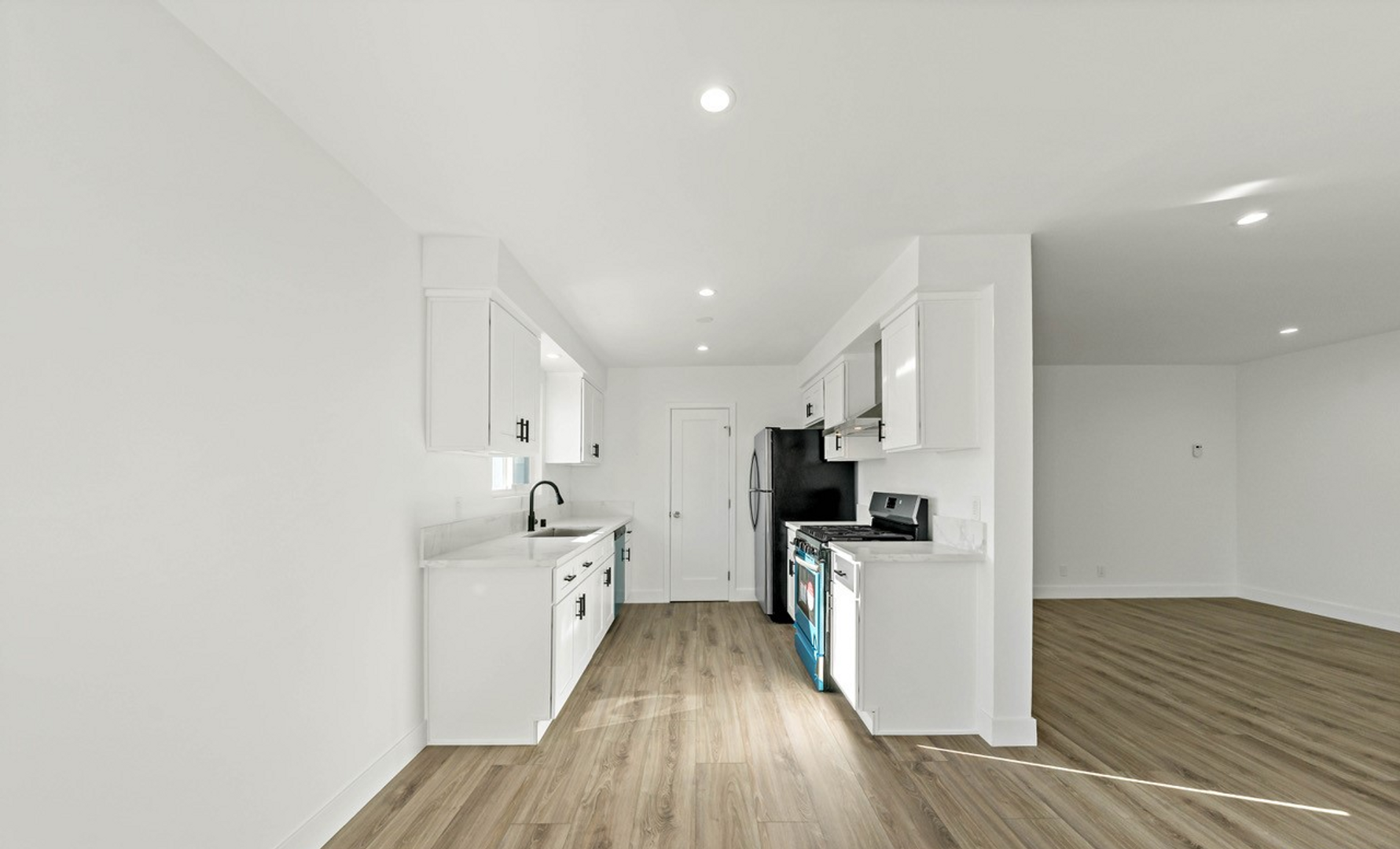 8528 Cashio Street - #6 - Los Angeles - California - 2 bed, 1 bath rental property