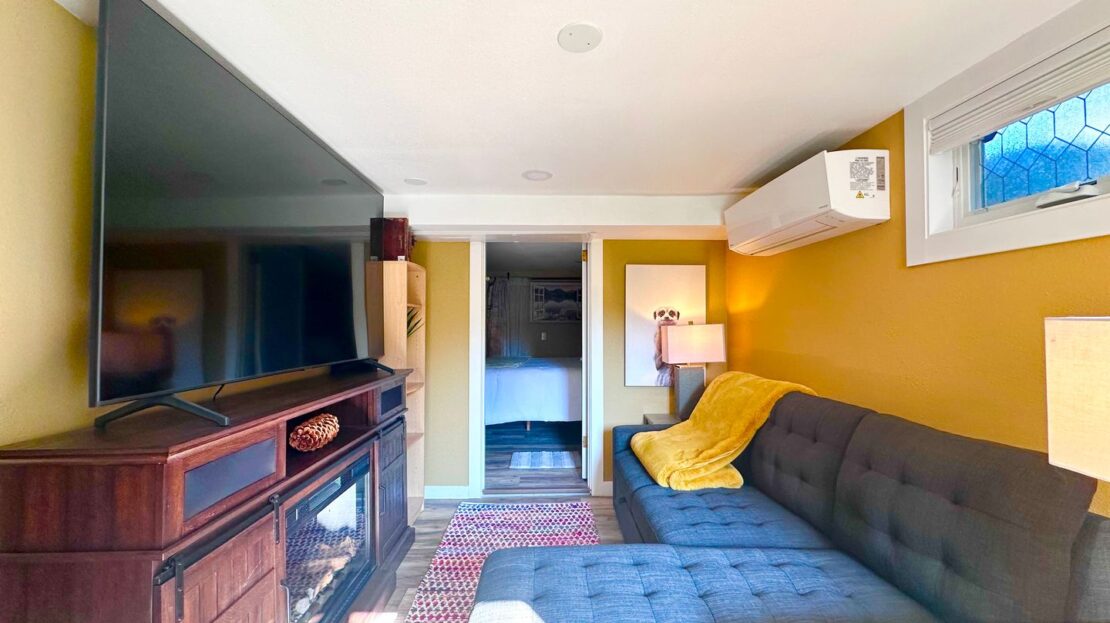 8715 SE 30th Ave.  - Milwaukie - Oregon - 2 bed, 1 bath rental property