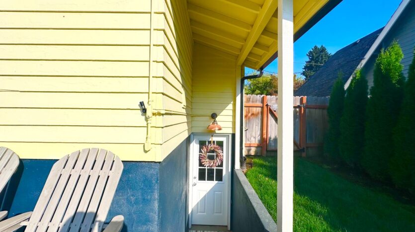 8715 SE 30th Ave.  - Milwaukie - Oregon - 2 bed, 1 bath rental property