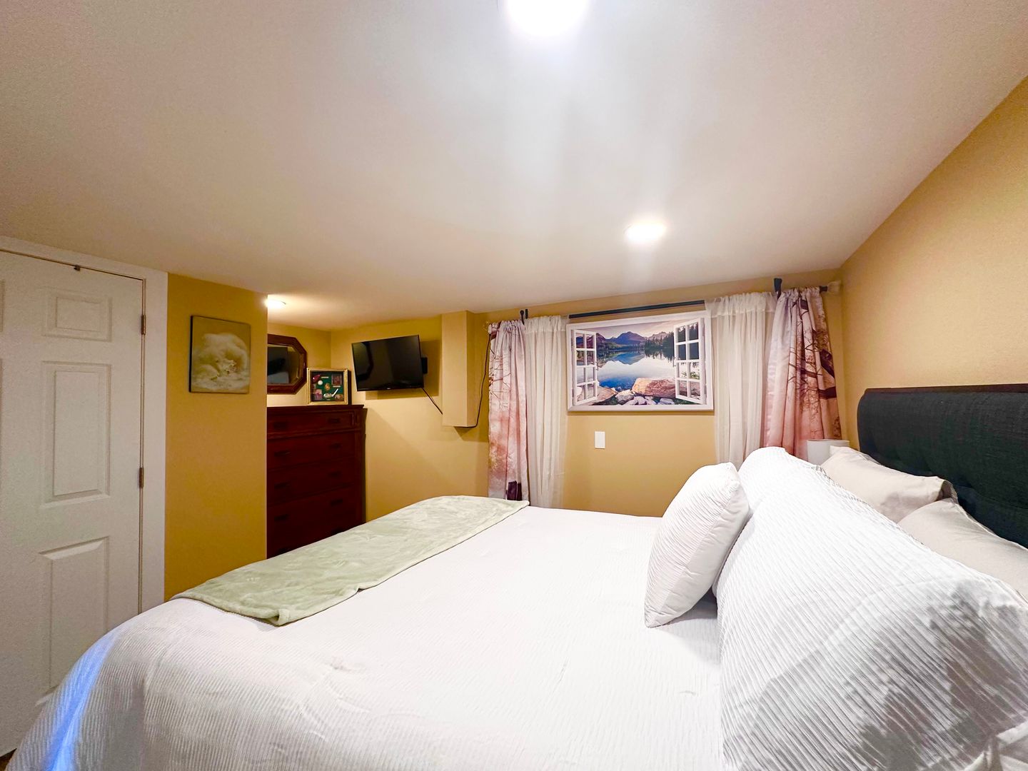 8715 SE 30th Ave.  - Milwaukie - Oregon - 2 bed, 1 bath rental property