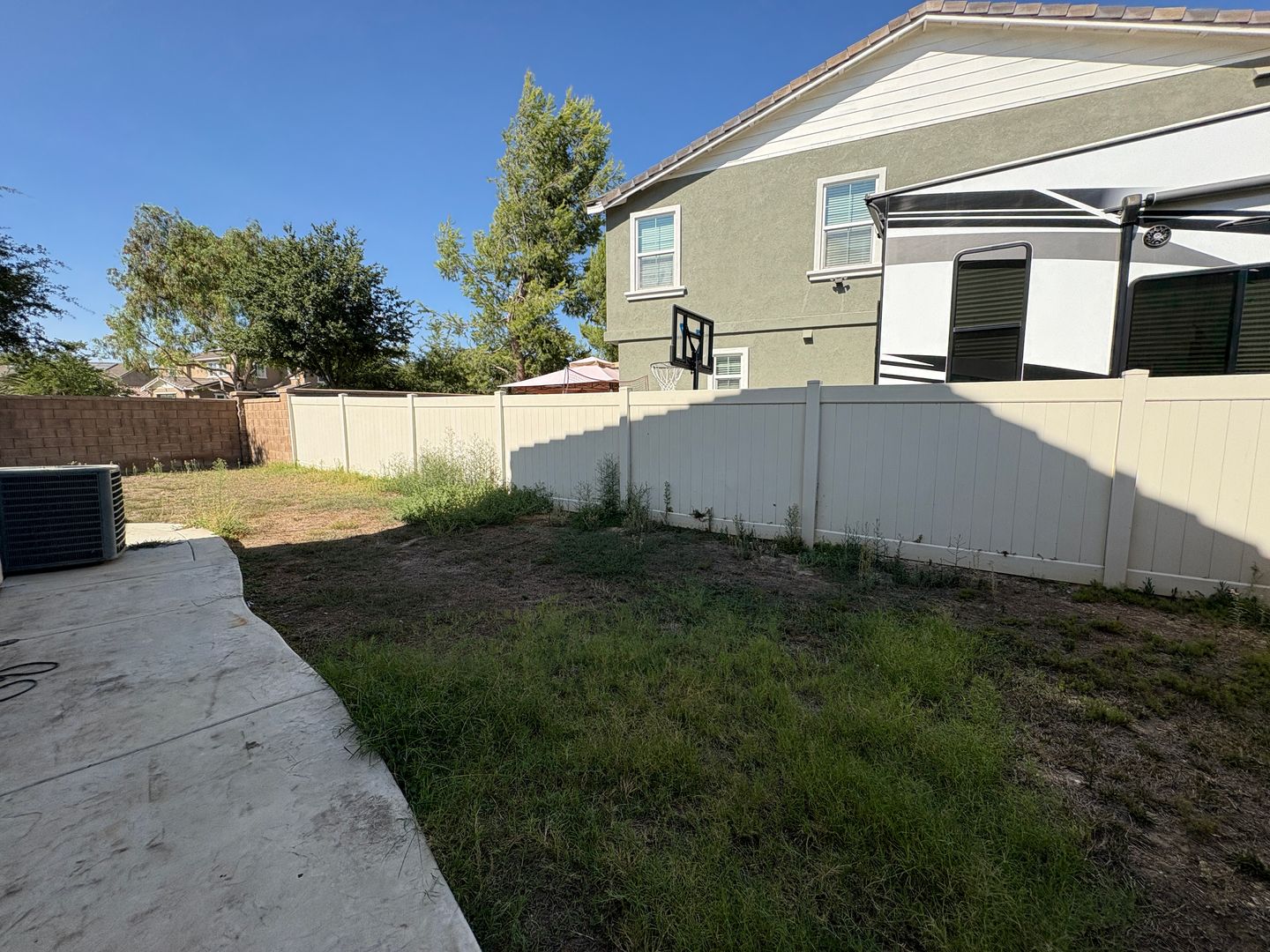 8745 Bald Eagle Drive - Eastvale - California - 5 bed, 3 bath rental property