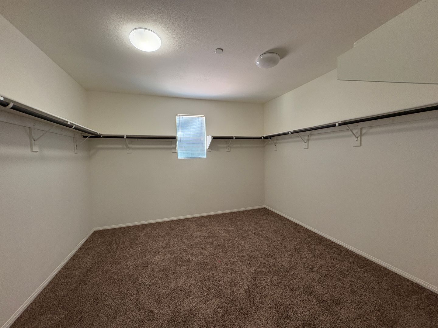 8745 Bald Eagle Drive - Eastvale - California - 5 bed, 3 bath rental property