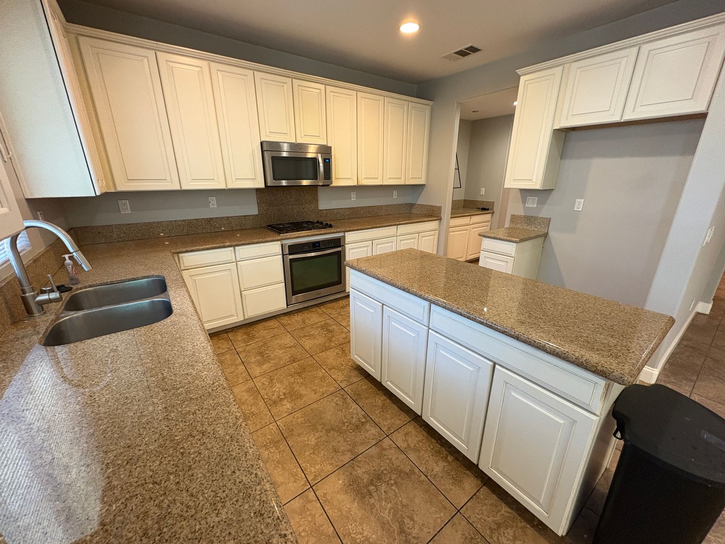 8745 Bald Eagle Drive - Eastvale - California - 5 bed, 3 bath rental property