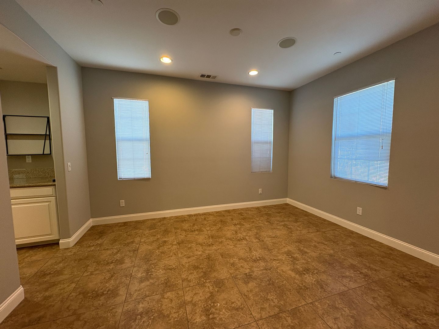 8745 Bald Eagle Drive - Eastvale - California - 5 bed, 3 bath rental property