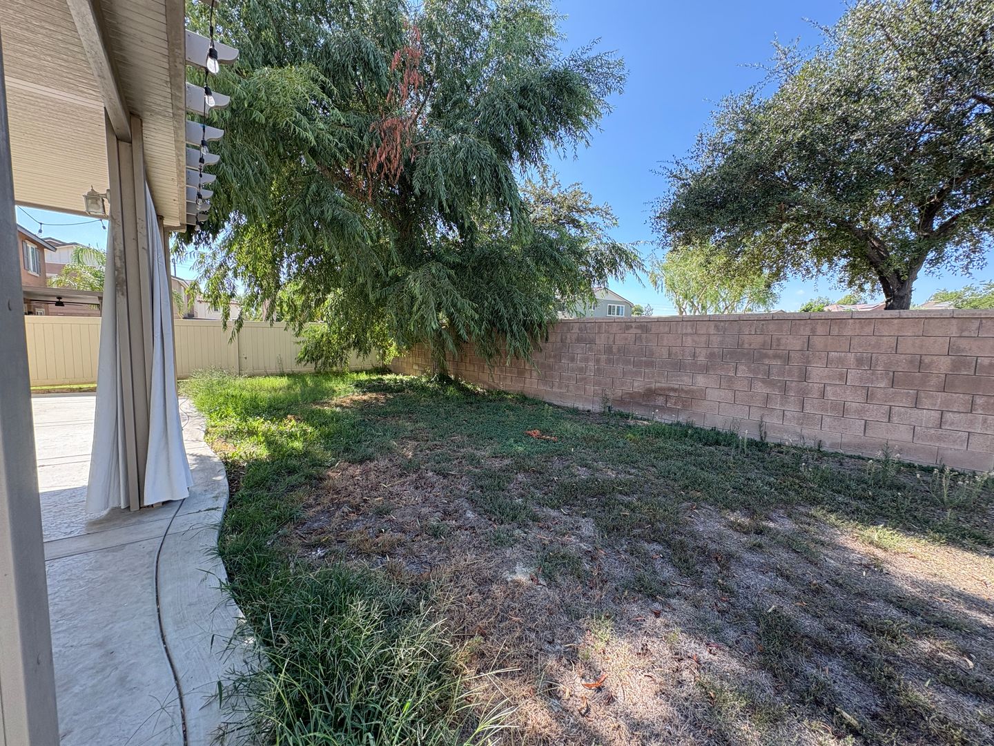 8745 Bald Eagle Drive - Eastvale - California - 5 bed, 3 bath rental property