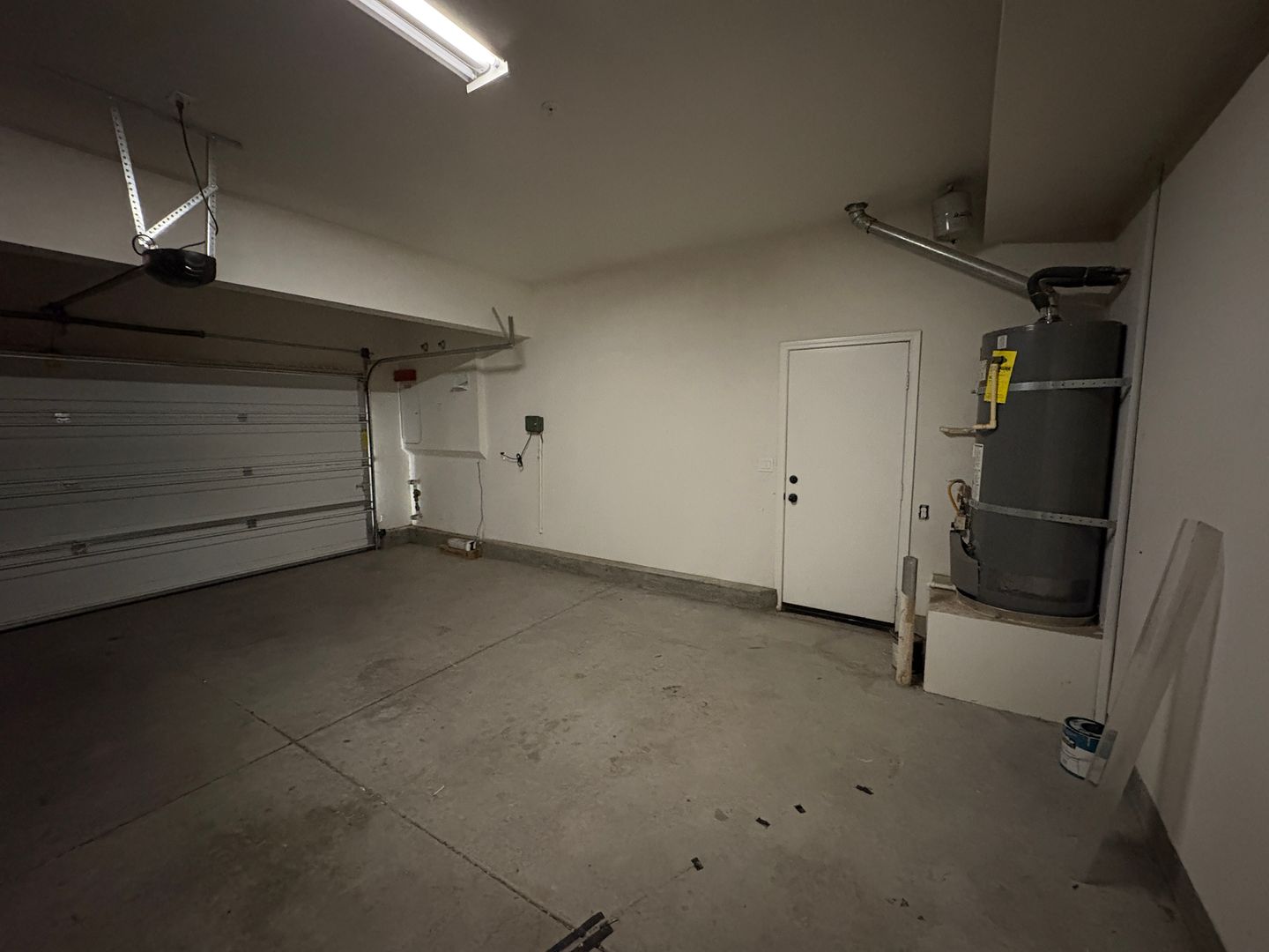 8745 Bald Eagle Drive - Eastvale - California - 5 bed, 3 bath rental property