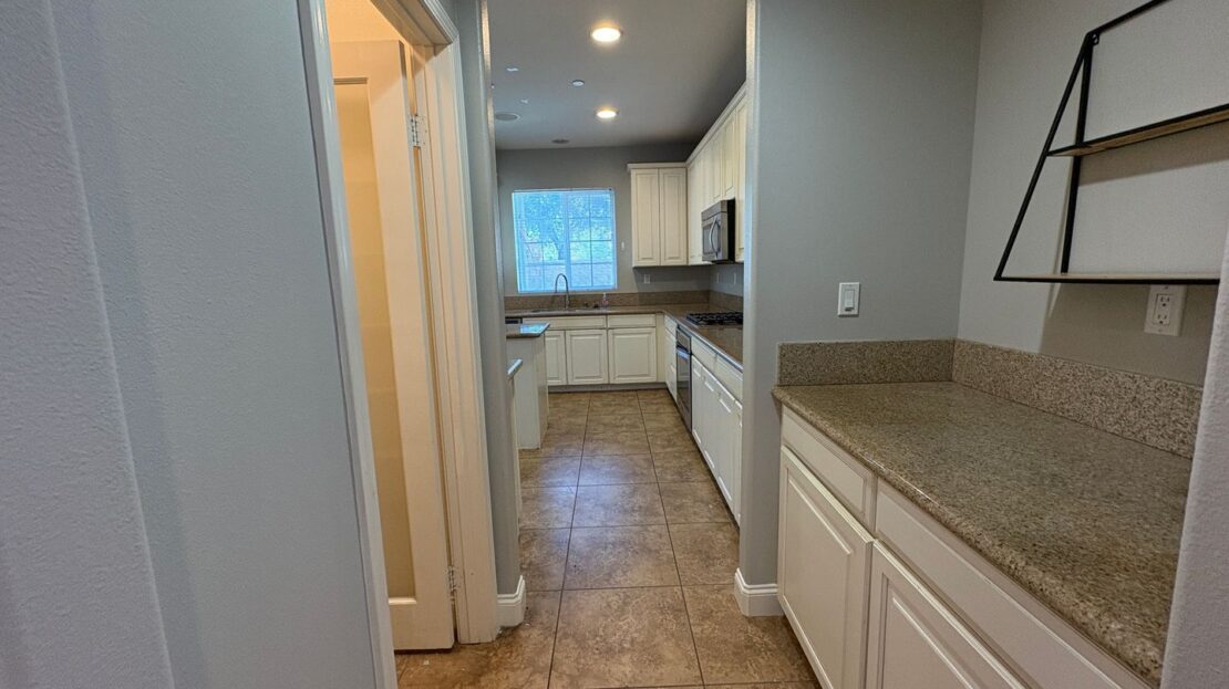 8745 Bald Eagle Drive - Eastvale - California - 5 bed, 3 bath rental property