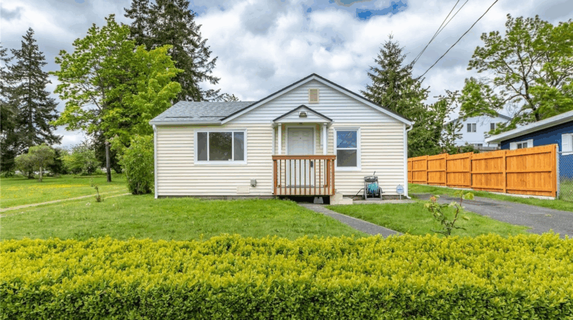 8830 S Sheridan Ave - Tacoma - Washington - 3 bed, 1 bath rental property