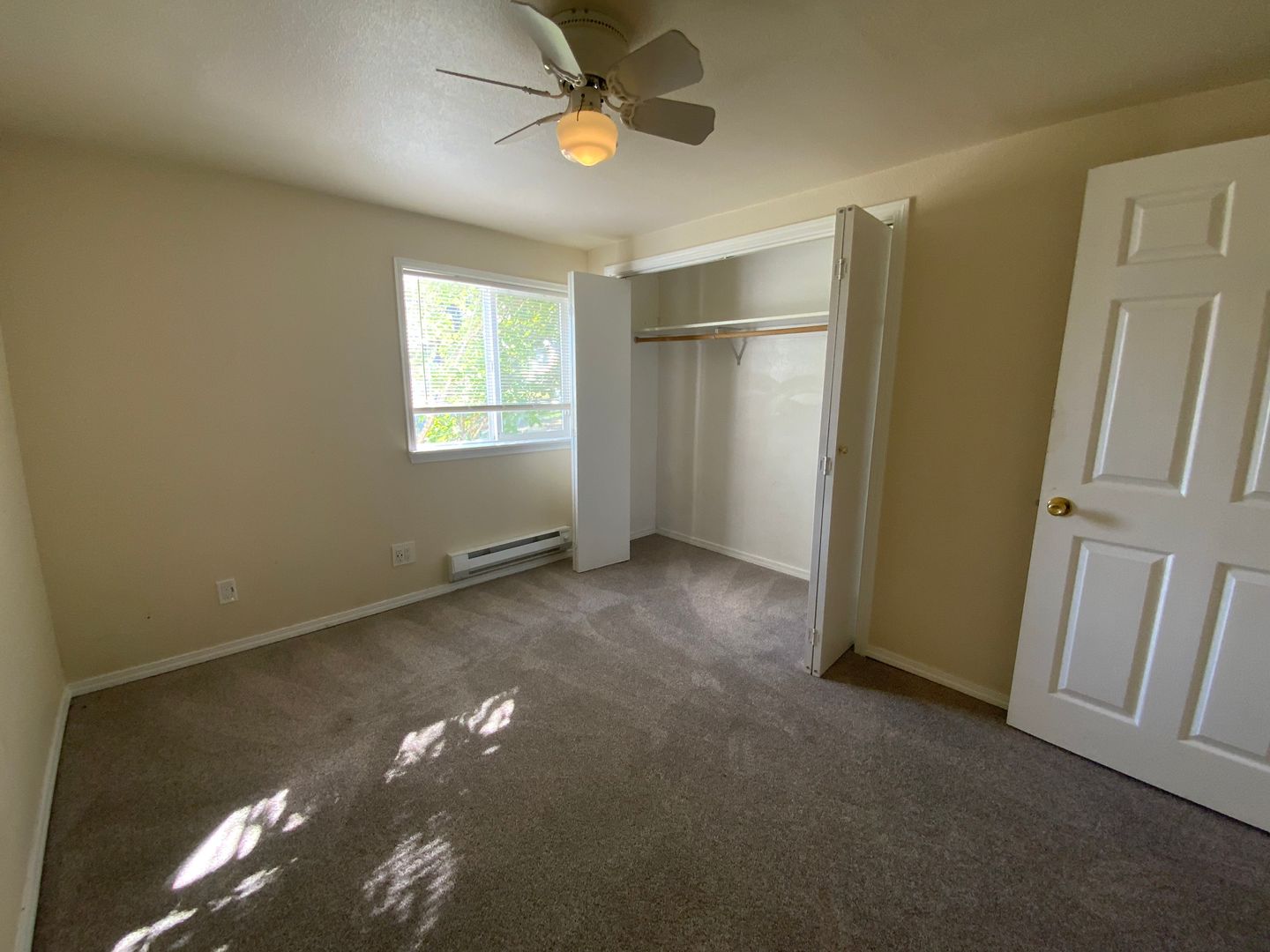 8830 S Sheridan Ave - Tacoma - Washington - 3 bed, 1 bath rental property