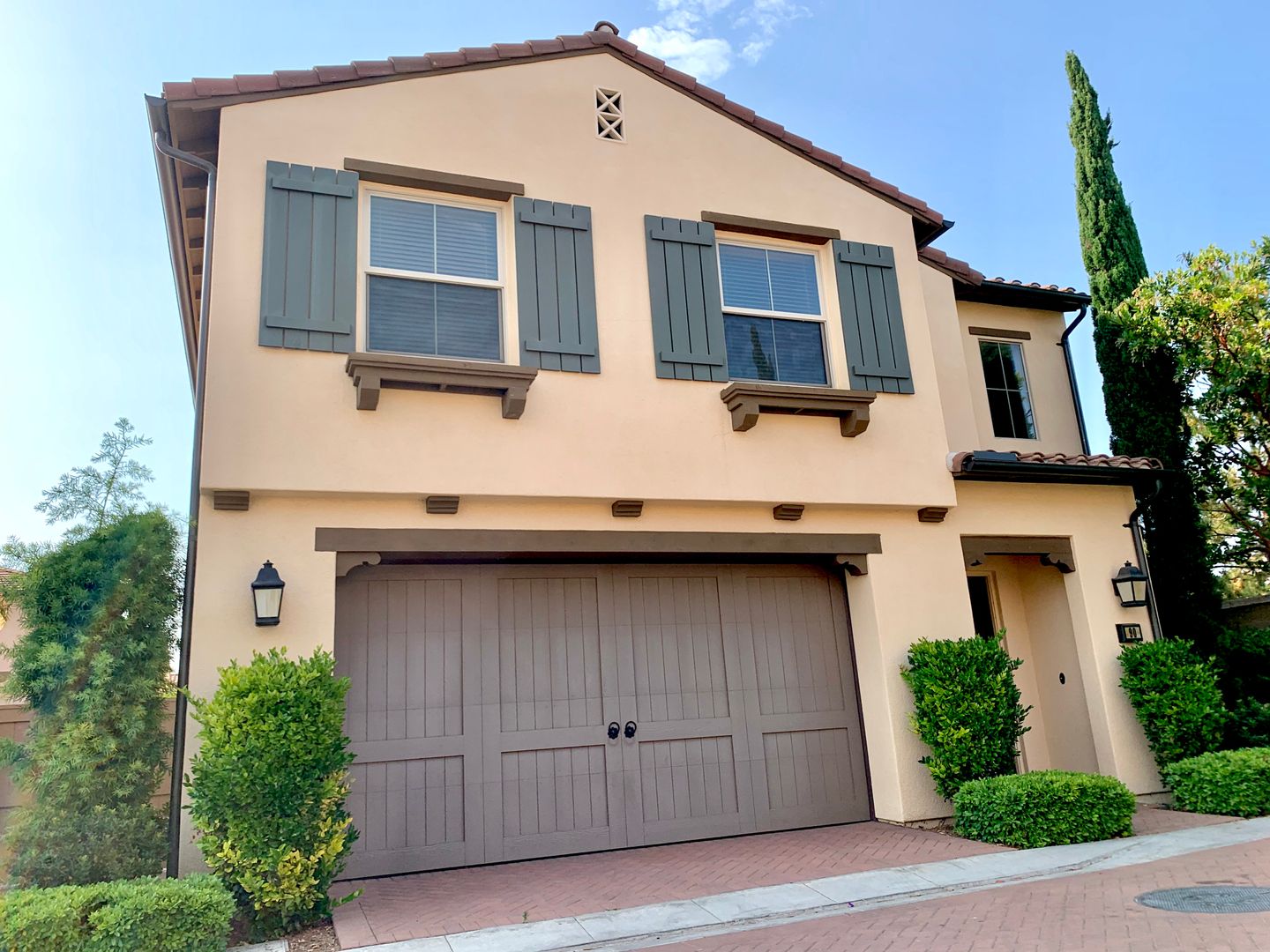 90 Rembrandt - Irvine - California - 3 bed, 2.5 bath rental property